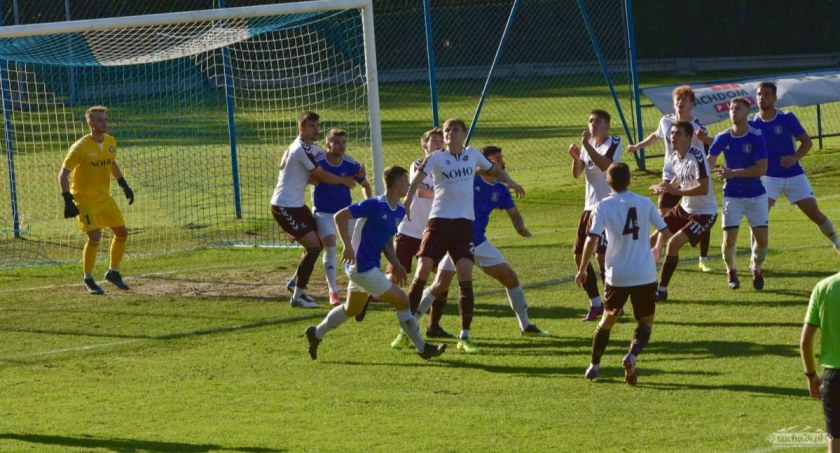 IV-LIGA: Tempo Białka zdobywa cztery gole i... przegrywa!?