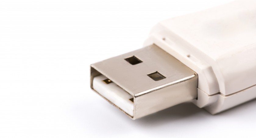 Skuteczny nośnik reklamy - pendrive z logo