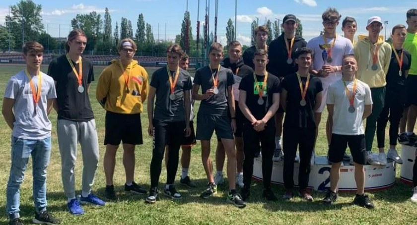 O krok od zwycięstwa. Świetny start uczniów z ZS Goetla w Korespondencyjnej Lidze Lekkoatletycznej