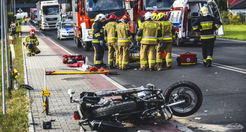 Białka: Zdarzenie motocykla z samochodem 
