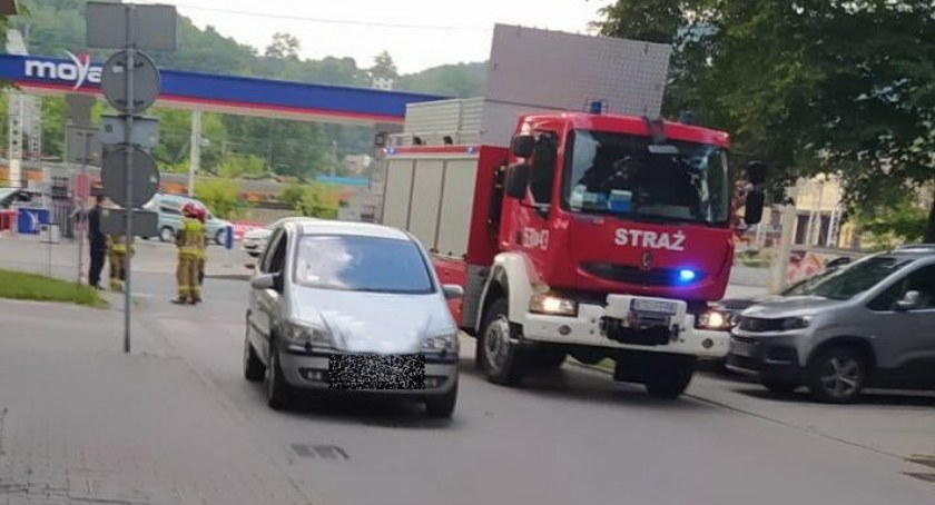 Prawo serii? Drugi motocyklista w opałach 