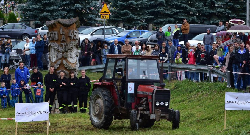 Zapraszamy na TRAKTORIADE oraz ŚWIĘTO DRZEWA w Sidzinie