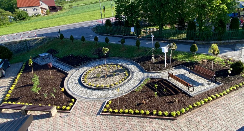 W Palczy powstał urokliwy ogród 