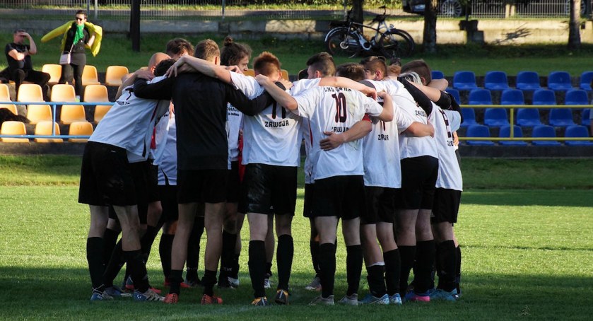 Zawoja świętuje 65 lat futbolu