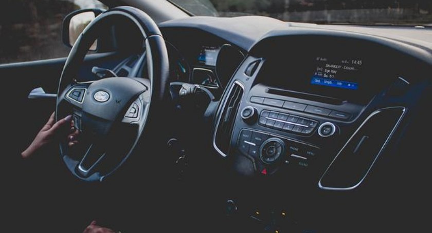 Czym wyróżnia się AutoDave wśród skupów aut w Bydgoszczy?