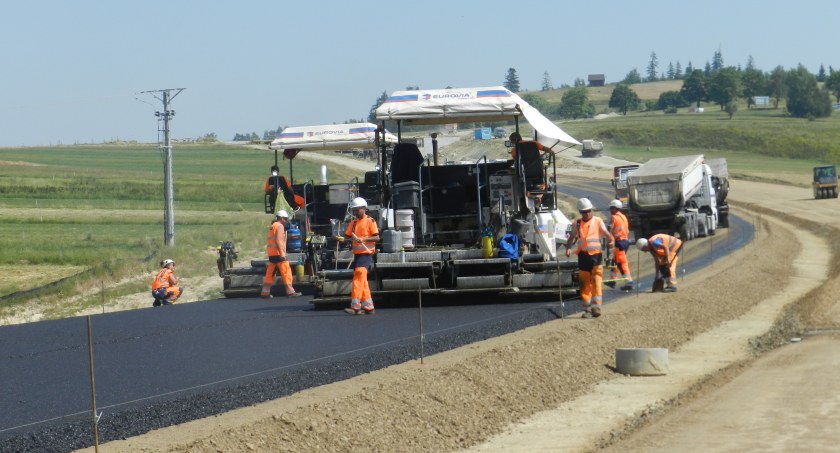 Widać postępy na budowie trasy pod Tatry 