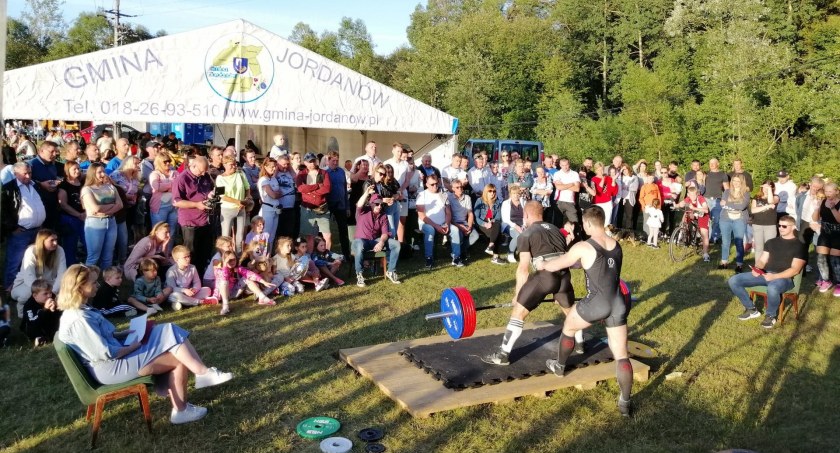 Naprawa: Martwy był tylko ciąg. Siłacze pokazali moc!