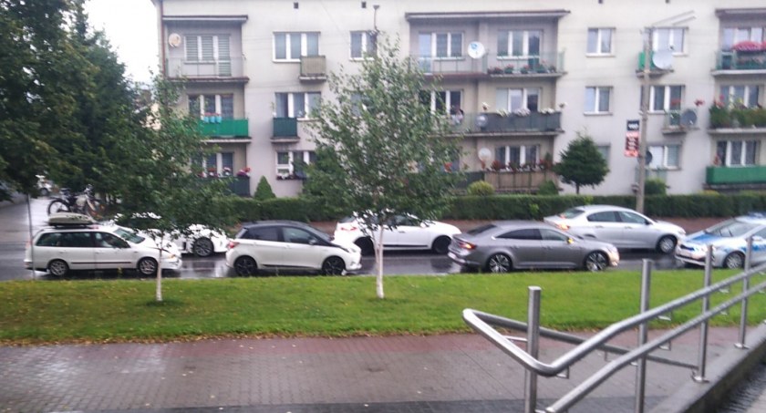 Sucha: Trzy auta rozbite, jedna osoba poszkodowana 
