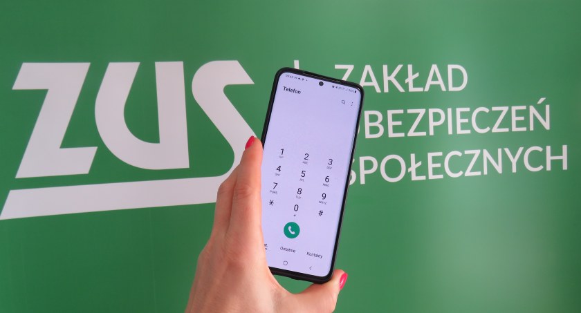 Dyżury telefoniczne ZUS dla małopolskich nauczycieli