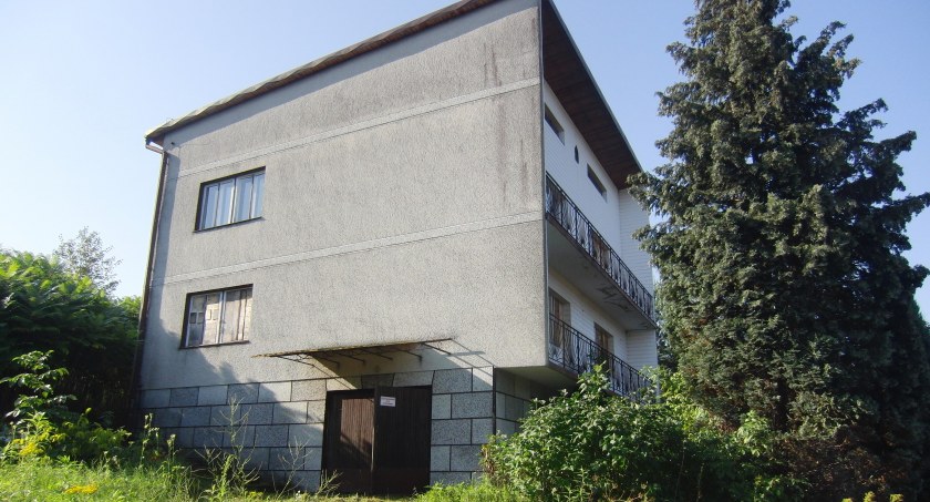 Ogłoszenie Starosty Suskiego o drugim pisemnym przetargu na sprzedaż nieruchomości w Zembrzycach