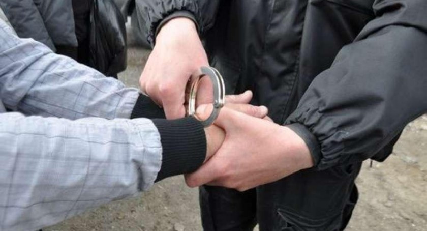 Zostałeś zatrzymany przez policję - co robić?