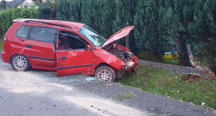 Wieprzec: Trzy osoby poszkodowane w wypadku