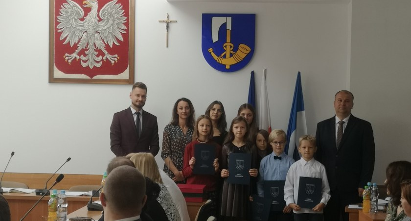 Gmina Jordanów: Uzdolniona młodzież nagrodzona stypendiami 