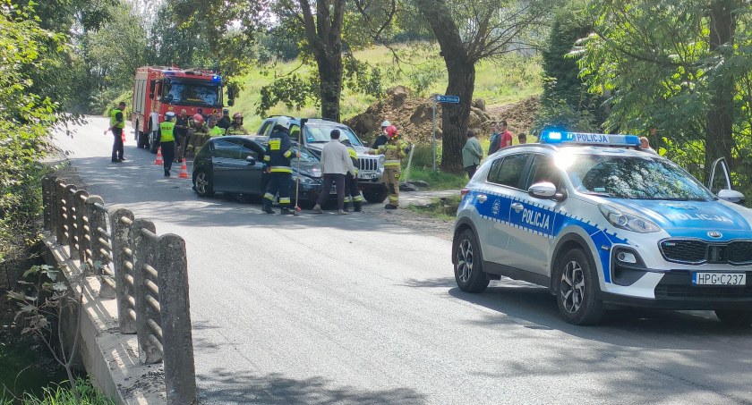 Łętownia: Dwa auta rozbite 