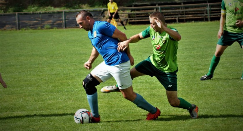 LIGA OKRĘGOWA: Naroże w domu? Na razie lubią to. 