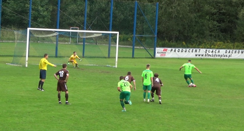V-LIGA: Tempo wyżej, coraz wyżej w tabeli. Średnia czterech goli na mecz utrzymana