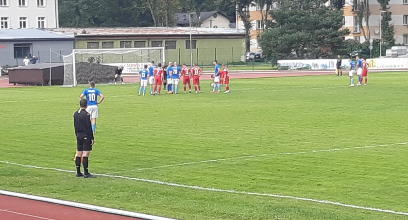 LIGA OKRĘGOWA OŚWIĘCIMSKA: Madziała rozstrzyga derby dla opornych w Suchej Beskidzkiej