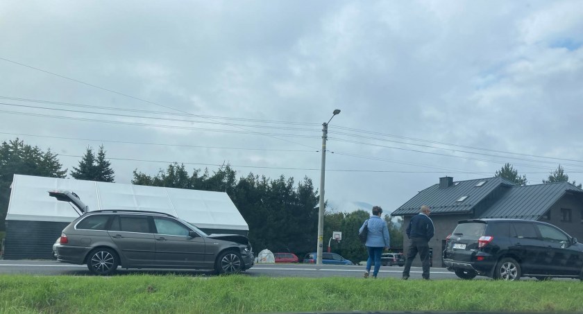 Maków Podhalański: Stłuczka przy wyjeździe z miasta 