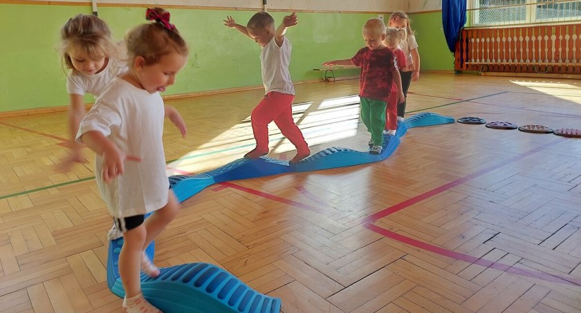 Ćwiczą aż miło. Dzieci na pewno skorzystają 