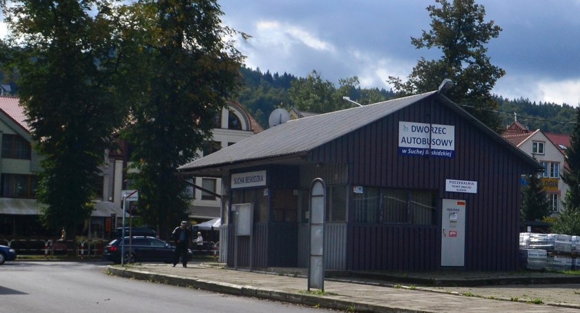 Miasto chce wydzierżawić budynek dworcowy