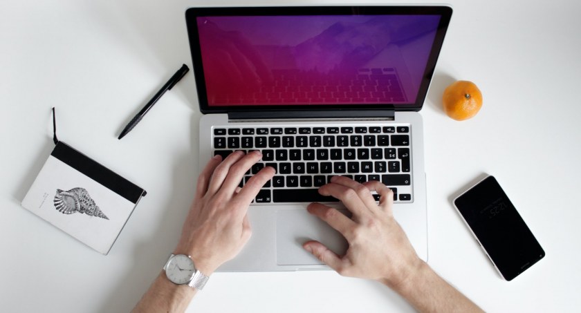 Czym różni się frontend od backendu?