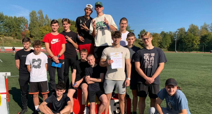 Uczniowie z suskiego Goetla bezkonkurencyjni w lekkoatletycznych zawodach wojewódzkich