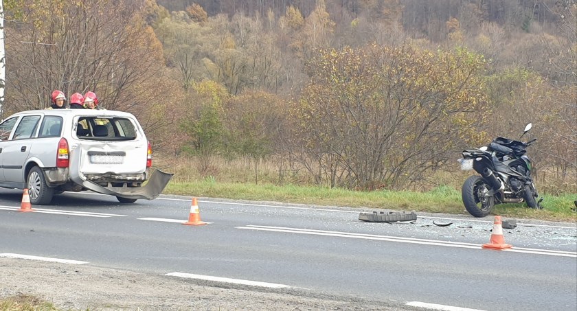 Zembrzyce: Zderzenie motocyklisty z samochodem (Aktualizacja)