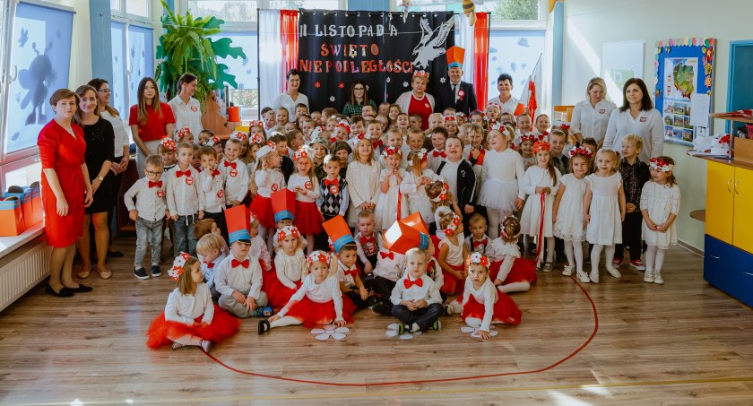 Obowiązkowa lekcja patriotyzmu jordanowskich przedszkolaków (video, foto)