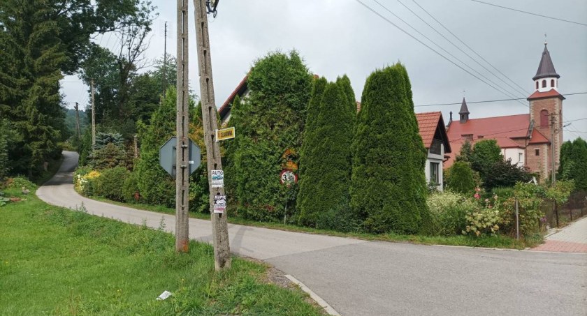 UWAGA KIEROWCY! Droga z Jachówki na Makowską Górę będzie zamknięta!