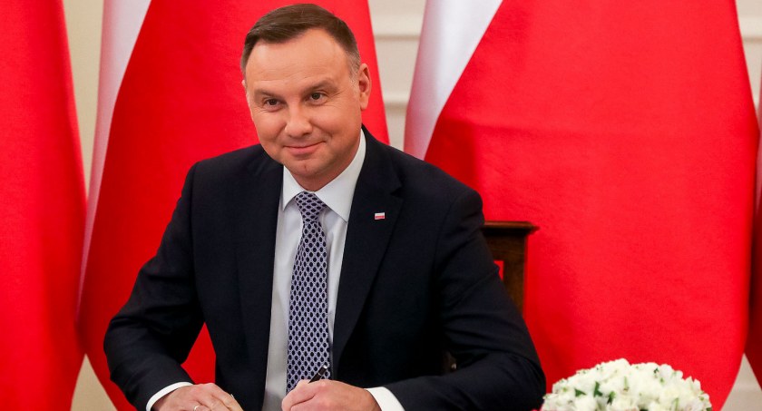 Samorządowcy porządzą dłużej. Duda zadecydował