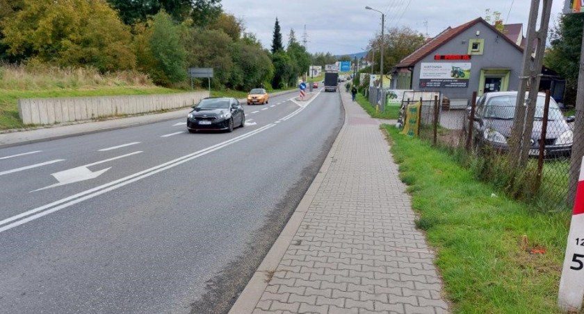 Korzystacie z tej drogi? Ma zostać przebudowana 