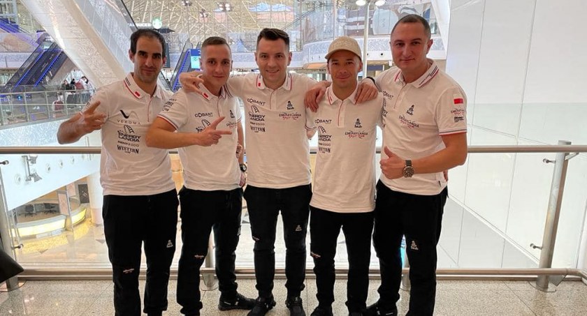Podróż z przygodami Szymona Gospodarczyka na Rajd Dakar