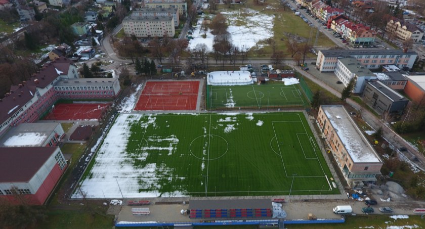 Miejskie Centrum Sportu i Rekreacji w Suchej Beskidzkiej rozbudowane 
