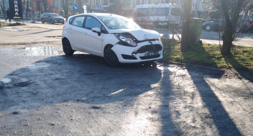 Sucha Beskidzka: Kolizja w centrum miasta 