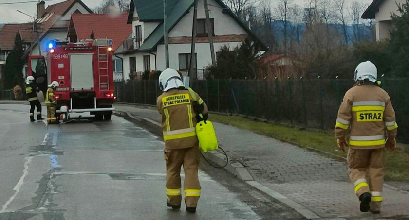 Ale plama. Ciągnęła się przez kilka miejscowości 