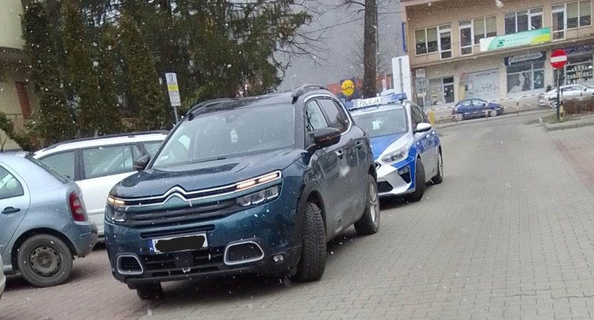 Popołudniowy pośpiech powodem kolizji drogowej 