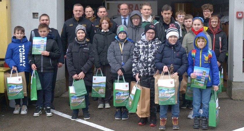 Sucha Beskidzka: Strażacy odpytali dzieci i młodzież 