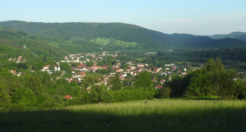 PODBABIOGÓRZE ZNANE I NIEZNANE – Kamienna Góra