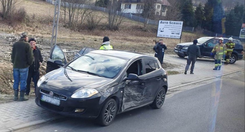 Zawoja: Kolizja na drodze wojewódzkiej (Aktualizacja)