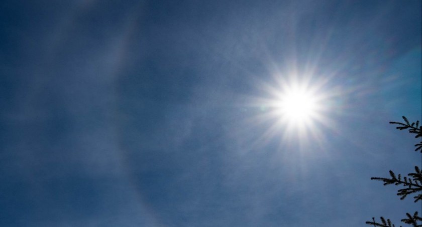 Małe halo nad Halą Krupową 