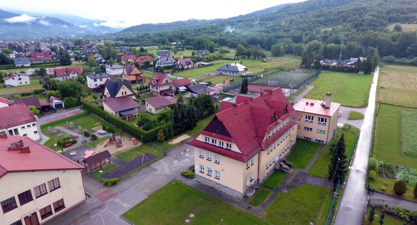 Białka/Grzechynia. Konkurs na stanowisko dyrektora Szkoły Podstawowej