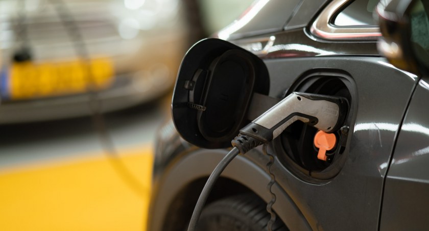 Jak przygotować się do zakupu samochodu elektrycznego?