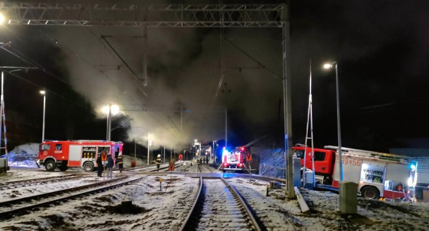 Osielec: Pożar na bocznicy kolejowej 