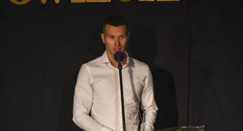 (AKTUALIZACJA) Piękny gol rodem z gier komputerowych Mateusza Maka