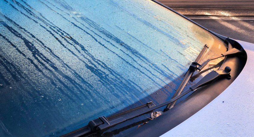 Wskazówki, jak pozbyć się wilgoci w samochodzie przy niskiej temperaturze