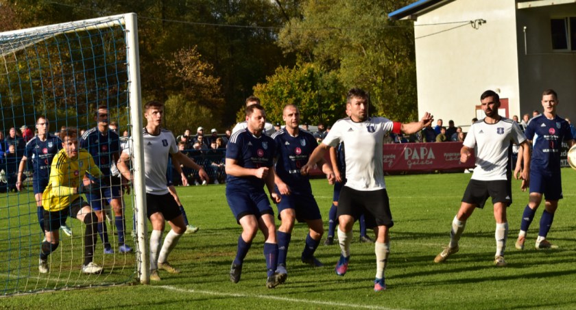 Piłkarska sobota: Robi się duszno w Białce. Jordan startuje, Naroże poszukuje, a co na ratunek? Boisko Lachów i Wierchów