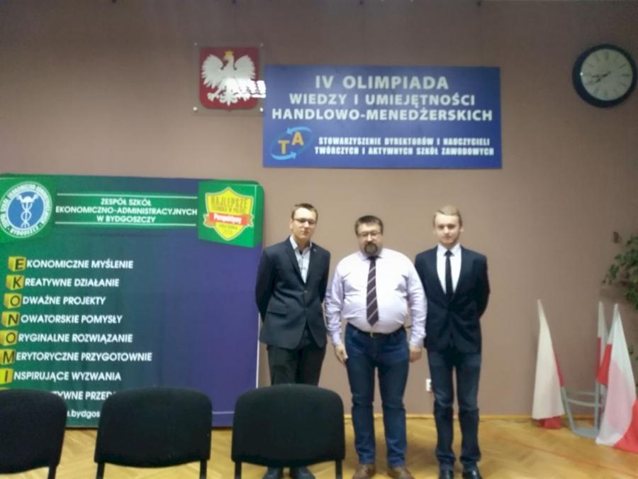 Kolejne sukcesy ekonomiczne uczniów „suskiego witosa” - Olimpiada Wiedzy i Umiejętności Handlowa Menedżerskich.