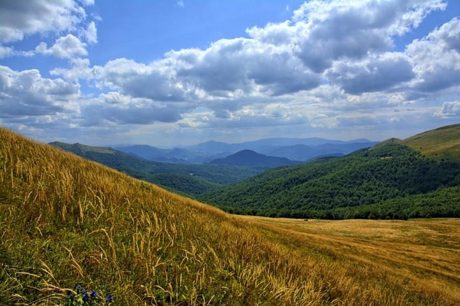 Bieszczady - na dziko czy z cywilizacją?