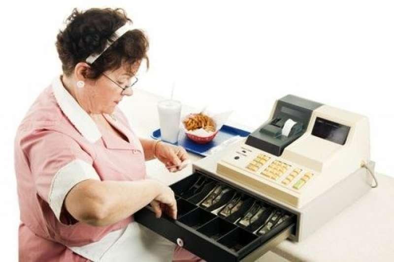 WIĘCEJ KONTROLI KAS FISKALNYCH W GASTRONOMII