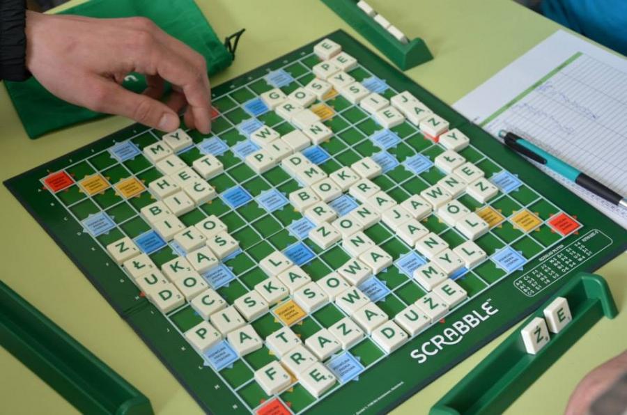 Zostań mistrzem słownych potyczek - niebawem VI OTWARTE MISTRZOSTWA SUCHEJ BESKIDZKIEJ W SCRABBLE